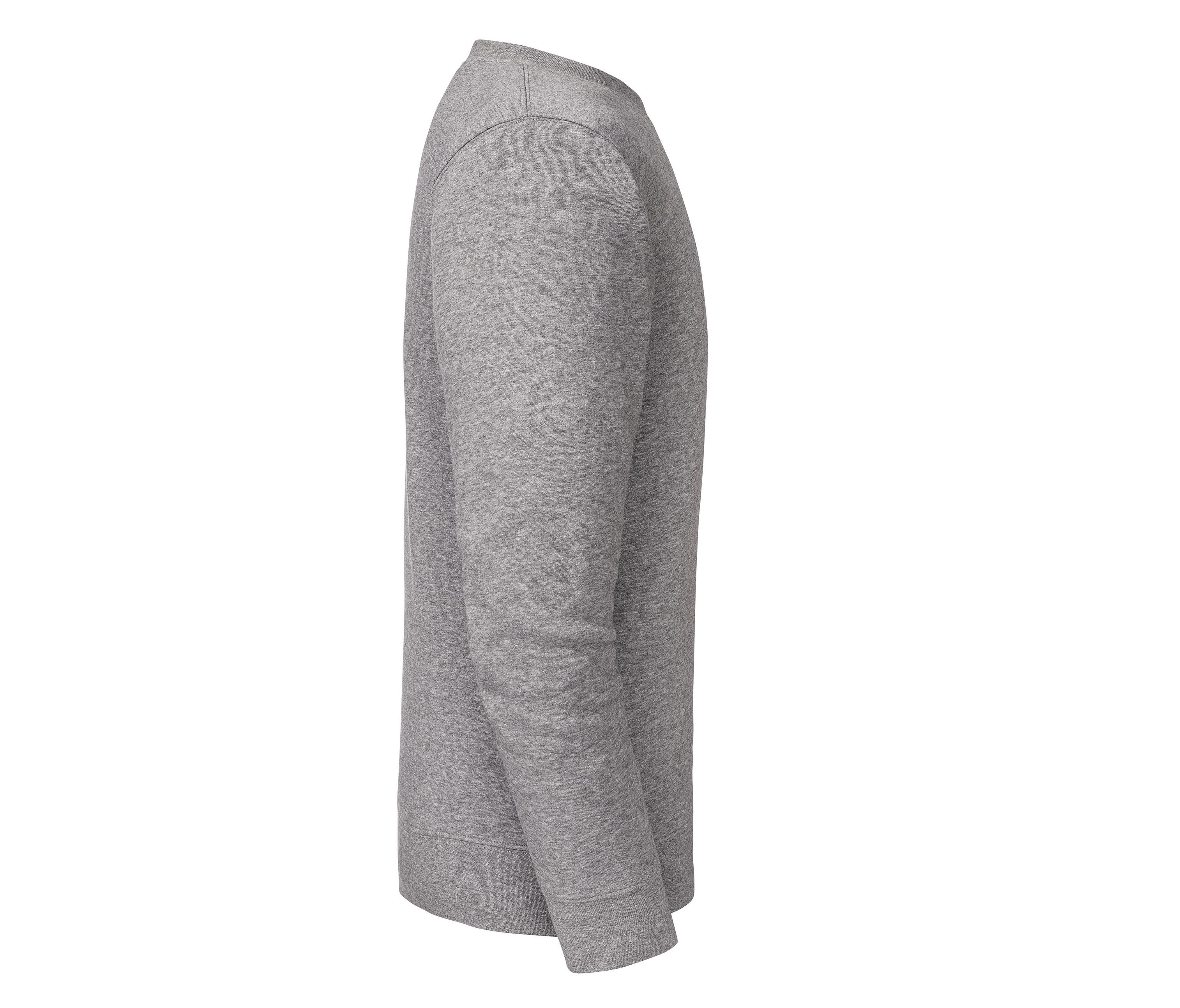THE AUTHENTIC SWEAT
