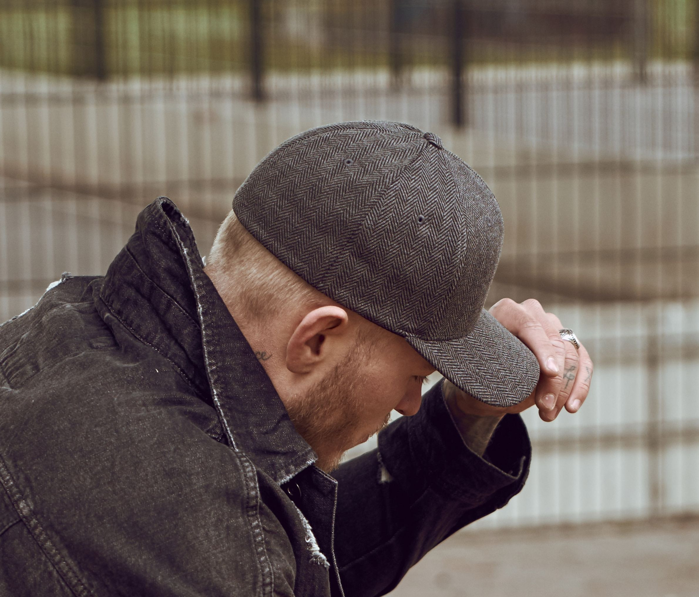 HERRINGBONE MELANGE FLEXFIT CAP
