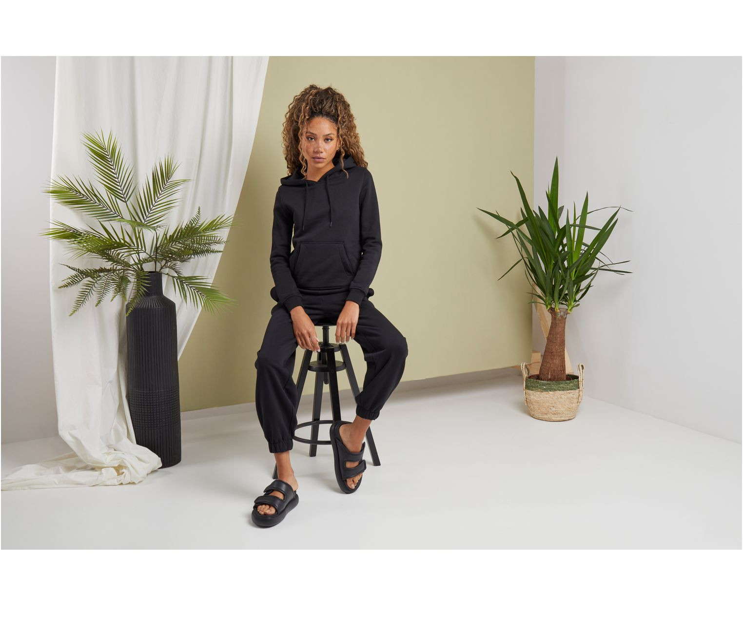 LADIES HIGH WAIST BALLON SWEAT PANTS