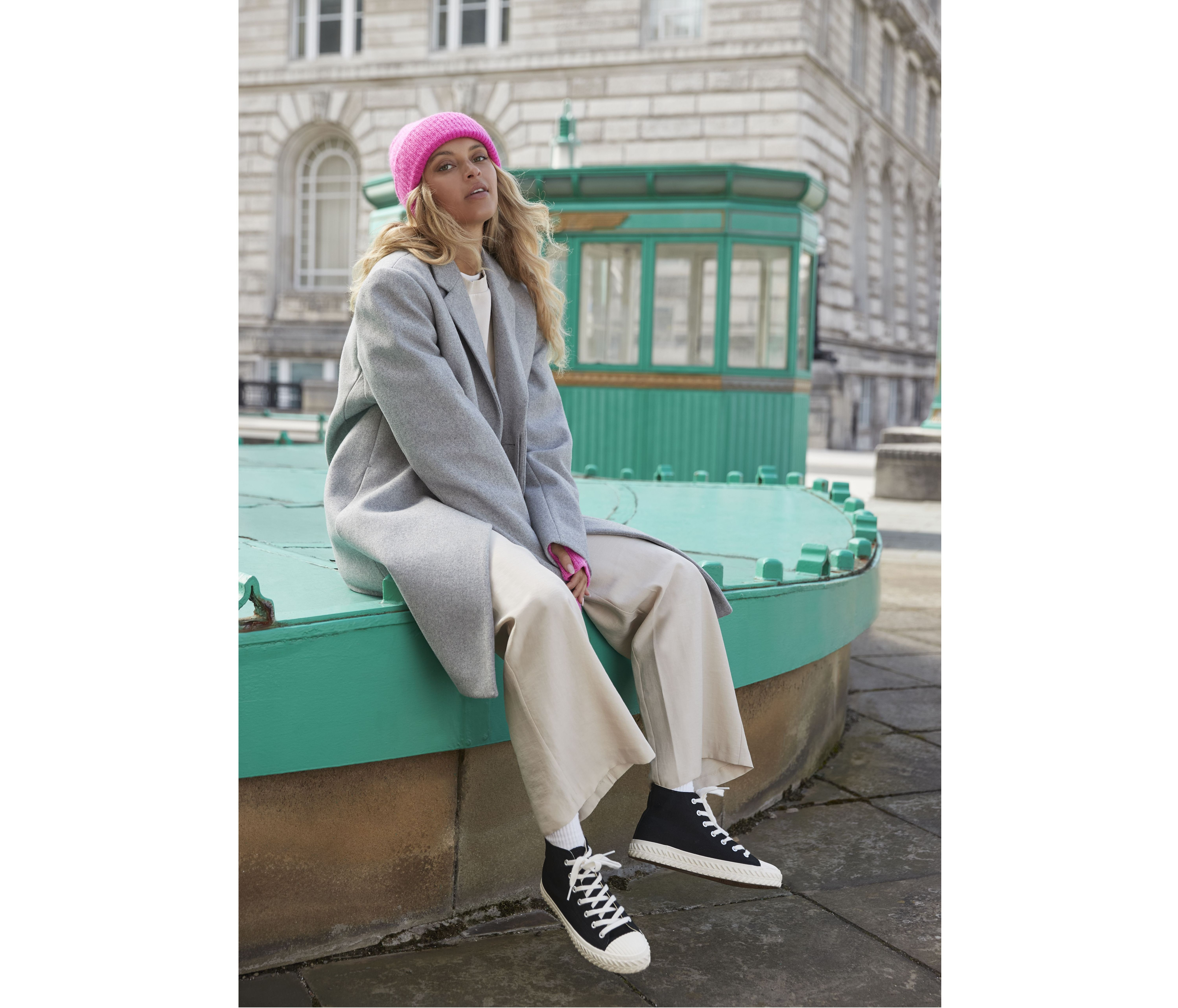 COLOUR POP BEANIE